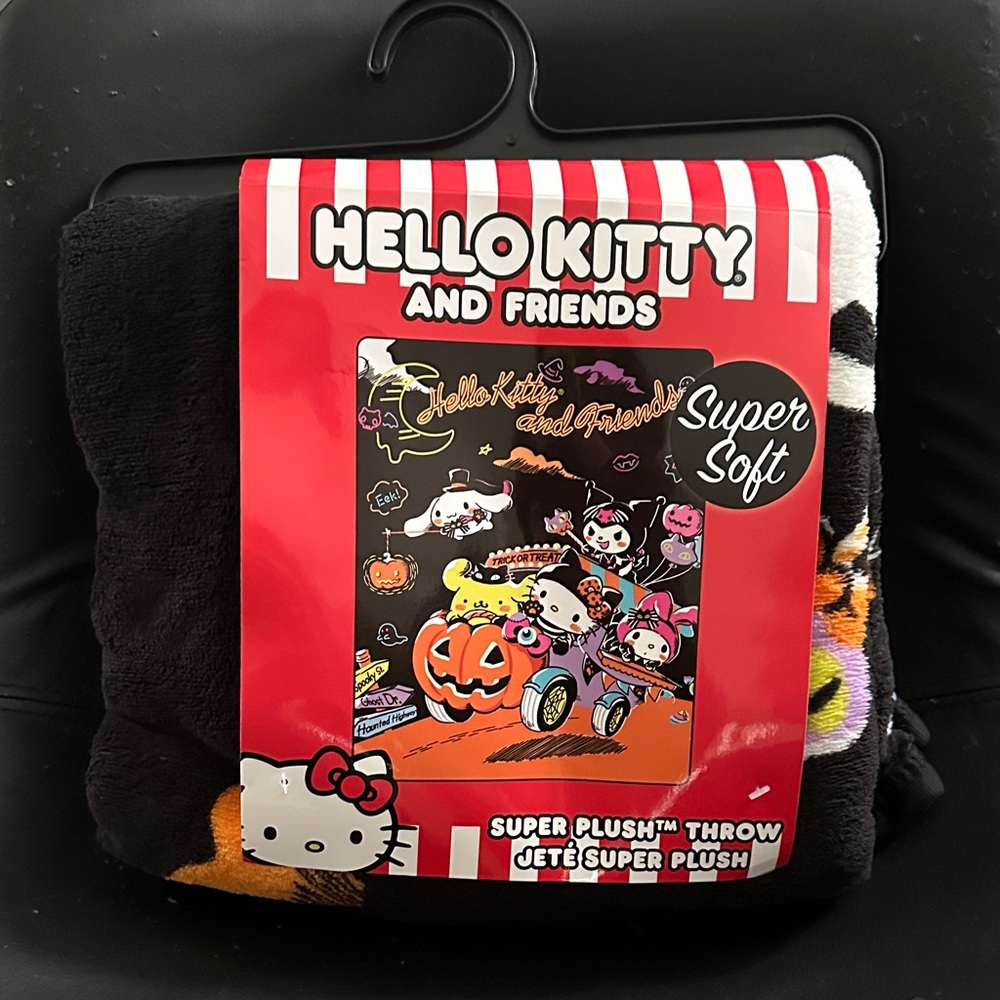 Hello Kitty Halloween Blanket